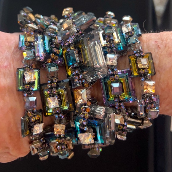 Daniel Swarovski limited edition chunky crystal bracelet. STUNNINGLY BEAUTIFUL! - Picture 1 of 8